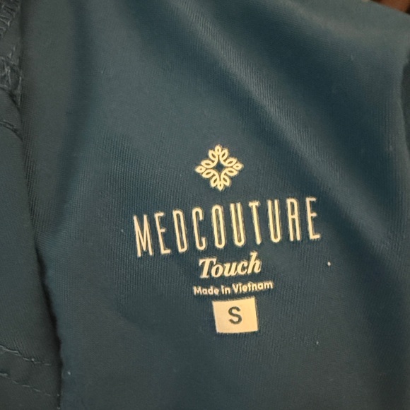 Med Couture Caribbean blue V-Neck Scrub Set - Picture 6 of 6